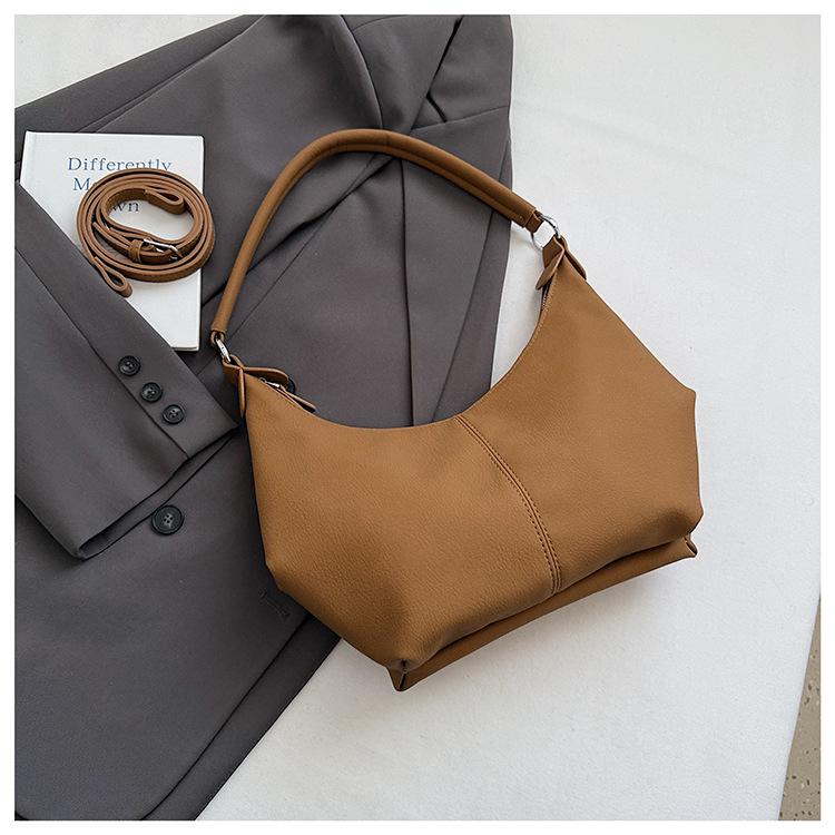 Large capacity dumpling bag women's Korean version retro fashion shoulder bag 2025 autumn and winter niche high-end versatile armpit bag