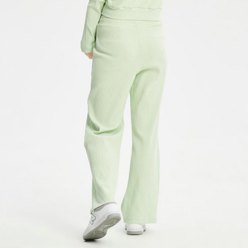 New Balance Half Club  Women S pantS  B18   Nbmle2w322 41 Women S Soap