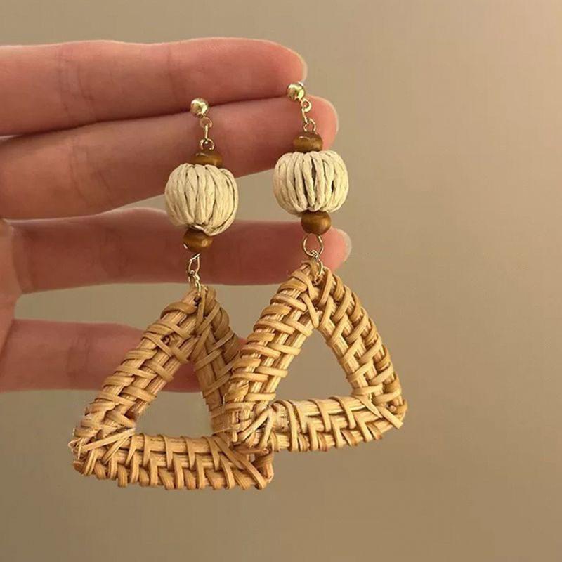 2024 Frühling & Sommer Feenwald Perlenblumen-Ohrringe – Vielseitig & Süß für Mädchen