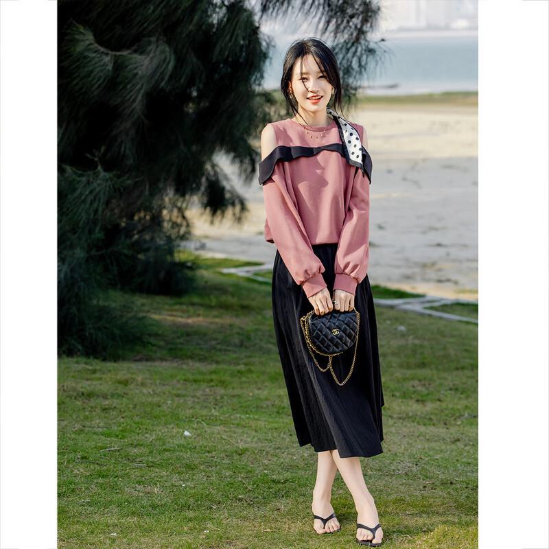 Demana Women's Ruffled Off-Shoulder Color Block Sweatshirt