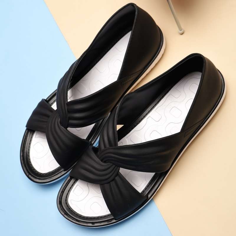 Flat-soled sandals versatile plastic wet water jelly shoes Korean version non-slip rain shoes waterproof female summer beach shoes fairy