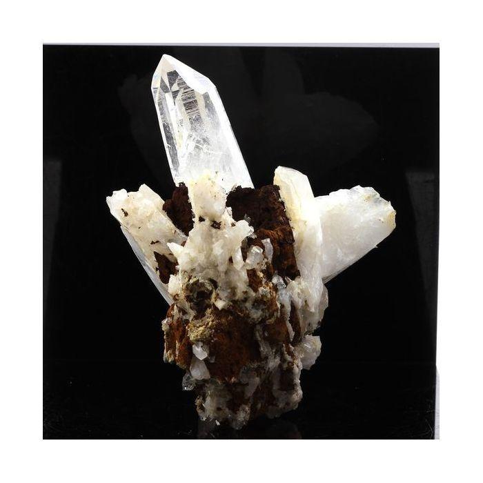 Pierres et Minéraux. Quartz Muzo. 703.3 ct. Vaulnaveys, Isère, France.