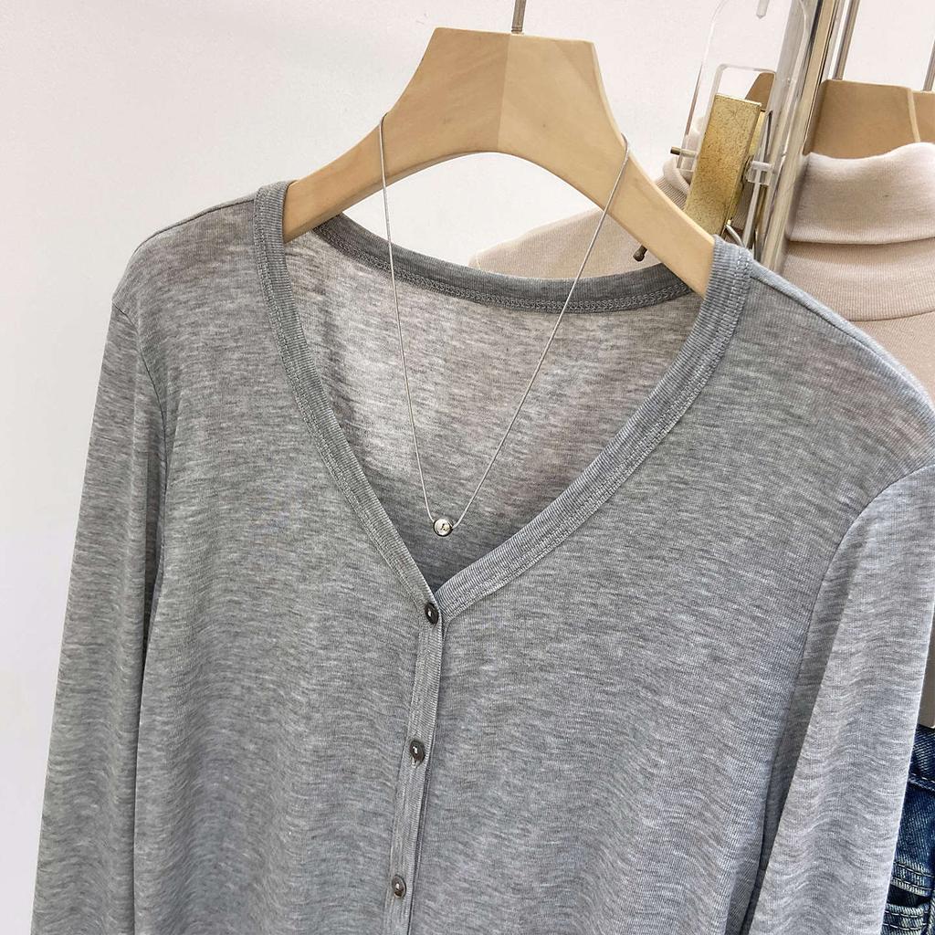 Minimalist style thin single-breasted knitted cardigan women's summer outer sunscreen top, thin drape versatile air-conditioned shirt