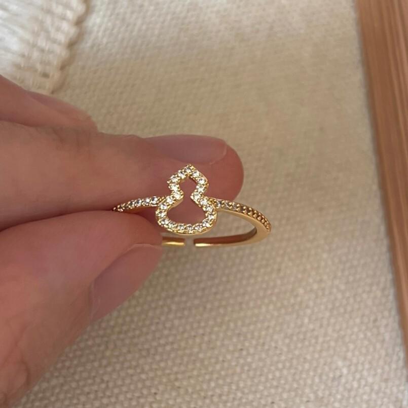 Xiaohongshu Exquisite Crushed Ice Binghulu Luxury Ring for Men & Women