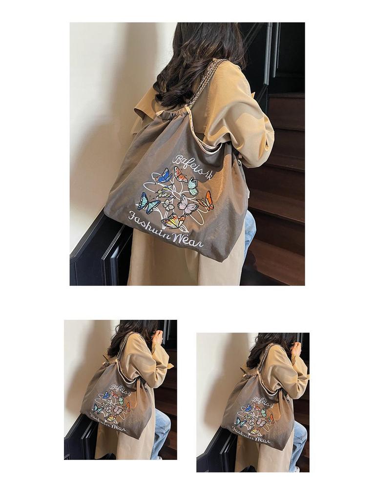 Retro Embroidered Nylon Large-Capacity Shoulder Bag - Trendy Women's Handbag for Shopping