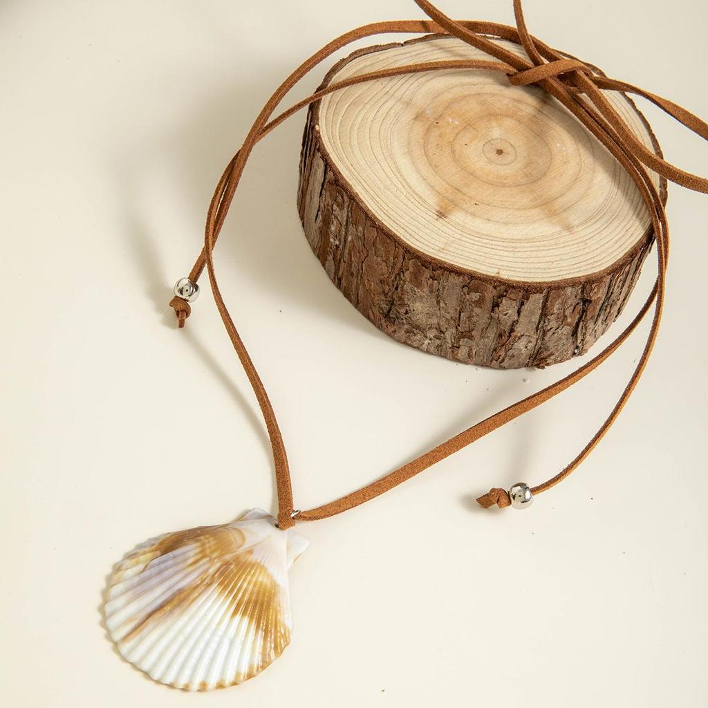 New Simple and Fashionable Bohemian Fan Bay Pendant Brown Necklace Women's Jewelry Exaggerated Personality Adjustable Necklace