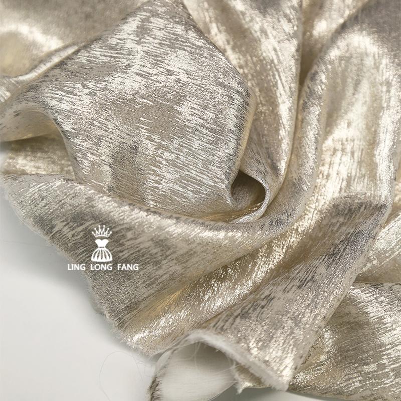 Fluorescencyjny Szyfon Specjalny Tłoczony na Gorąco Materiał Błyszcząca Kamizelka Spódnica Modny Materiał Projektancki Odpowiedni na Sukienki na Imprezę