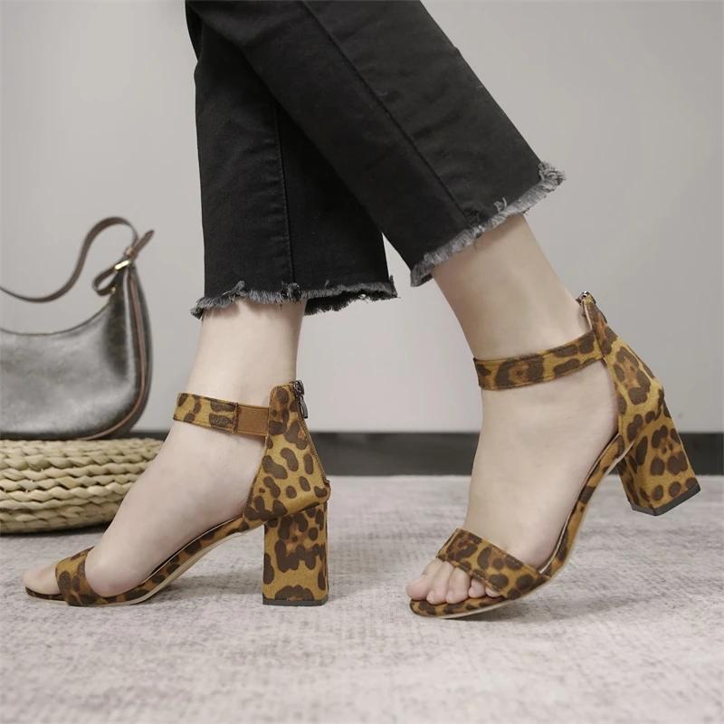 Fashion Back Hollow Sandals for Women's 2024 Summer Fashion Open-toe Korean Style Fashionable Hollow Out Thin Heel High Heel Sandals
