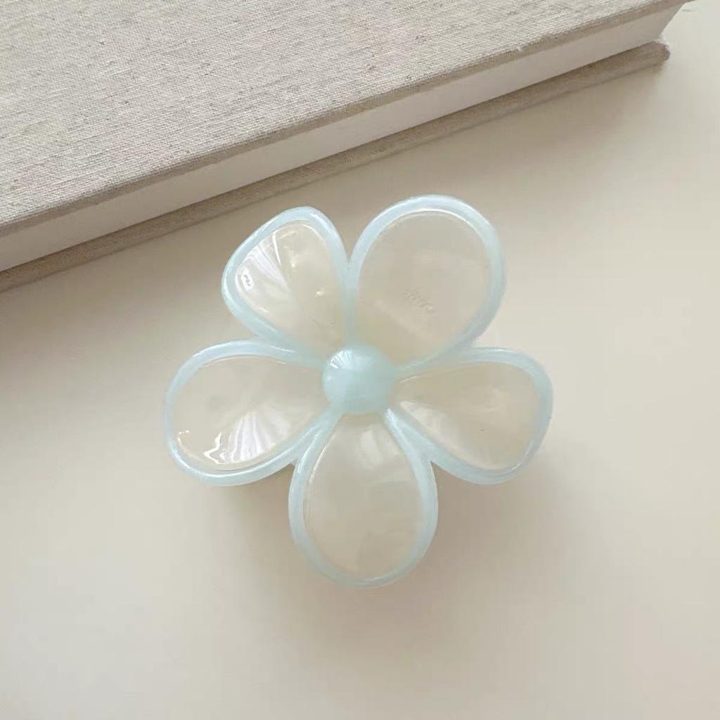Summer Flower Hair Claw Clips Plastic Egg Flowers Shark Clip Jelly Color Hair Clamps Grab Sweet Women Hair Accessories