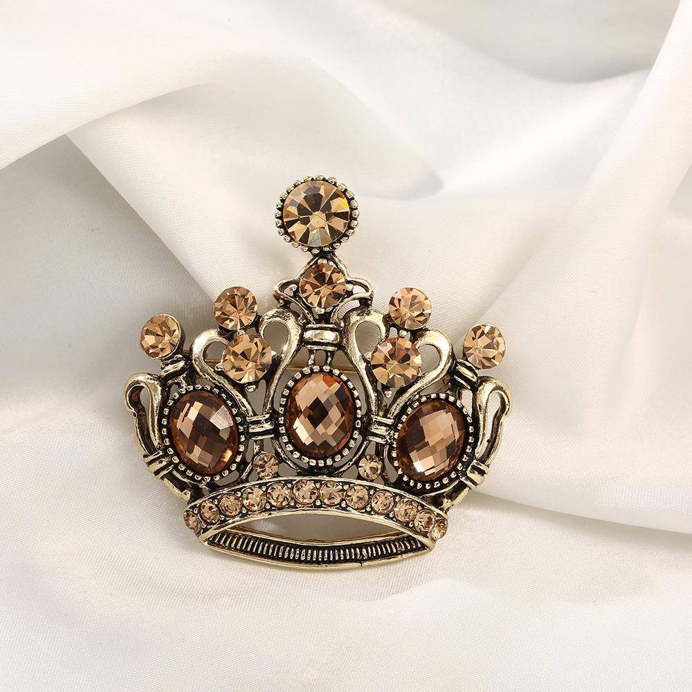 

Корона Брошь Чешский бриллиант Темперамент Костюм Рубашка Пуговица Воротник Заколка Ланцетная булавка Пряжка