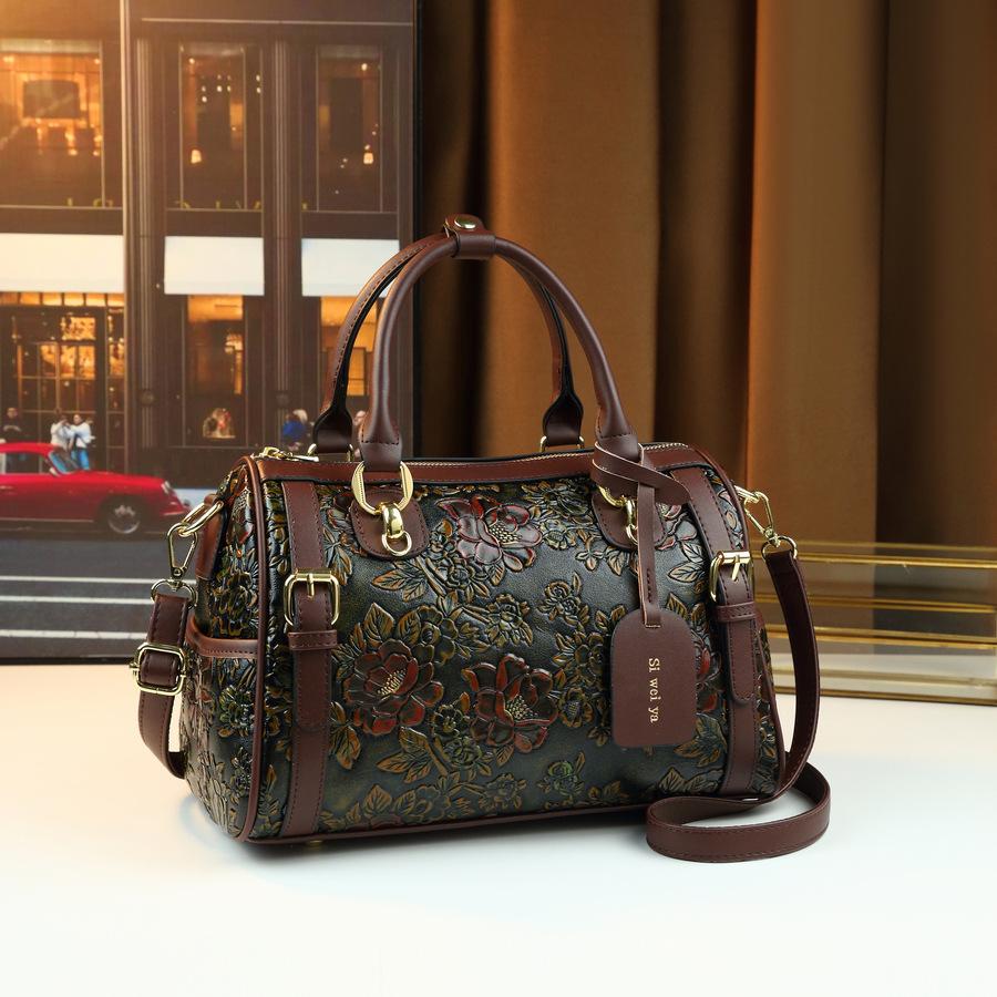 Chinese Classical Engraved Series Light Luxury Women'S Handbag Large Capacity Fashion High Sense Shoulder Messenger Bag