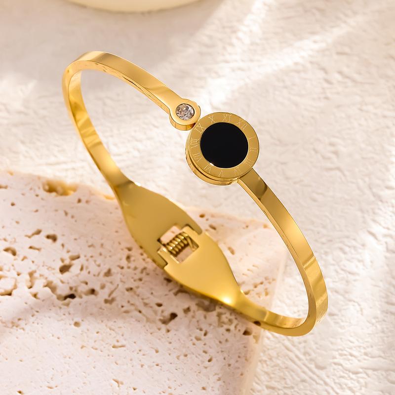 Htpwe Stainless Steel Black Round Roman Numeral Bracelet For Women 18k Gold Couple Holiday Gift Bracelet Party Daily Zircon