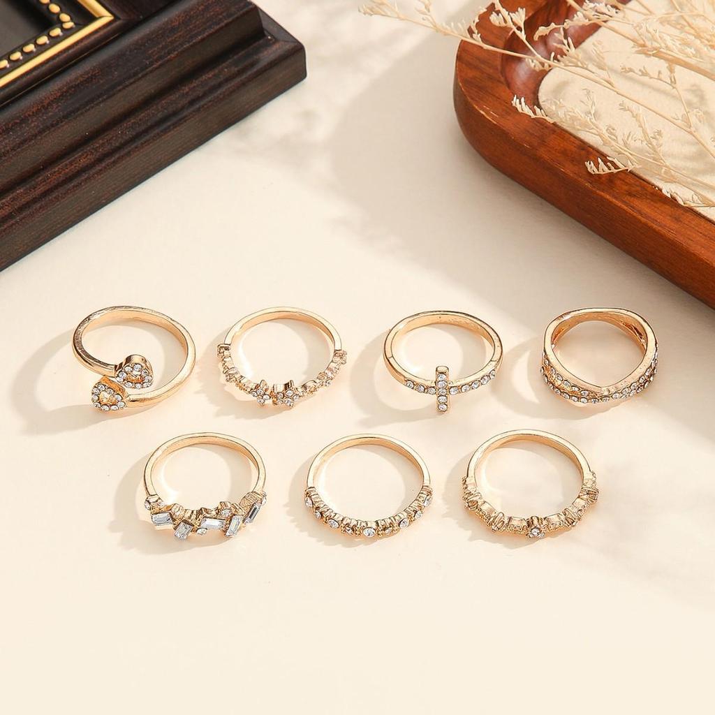 Zestaw Pierścionków z Cyrkoniami w Kształcie Serca Vintage dla Kobiet - Słodki Styl Europejski i Amerykański