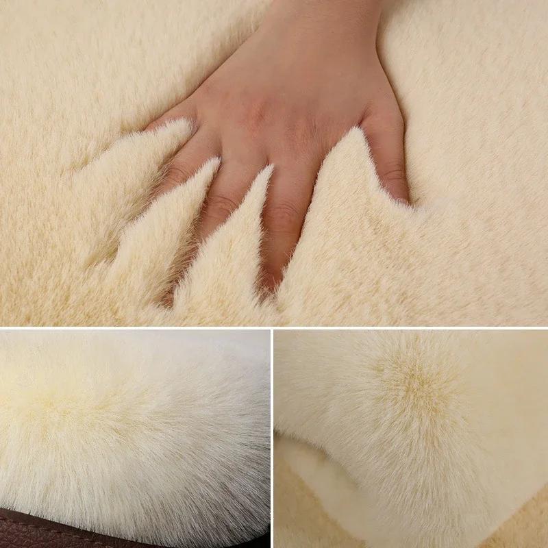 1pc Plush Car Seat Cushion, Warm Soft Non-Slip Auto Chair Pad, Universal Winter Interior Protector, Plush Cover for Vehicle Size