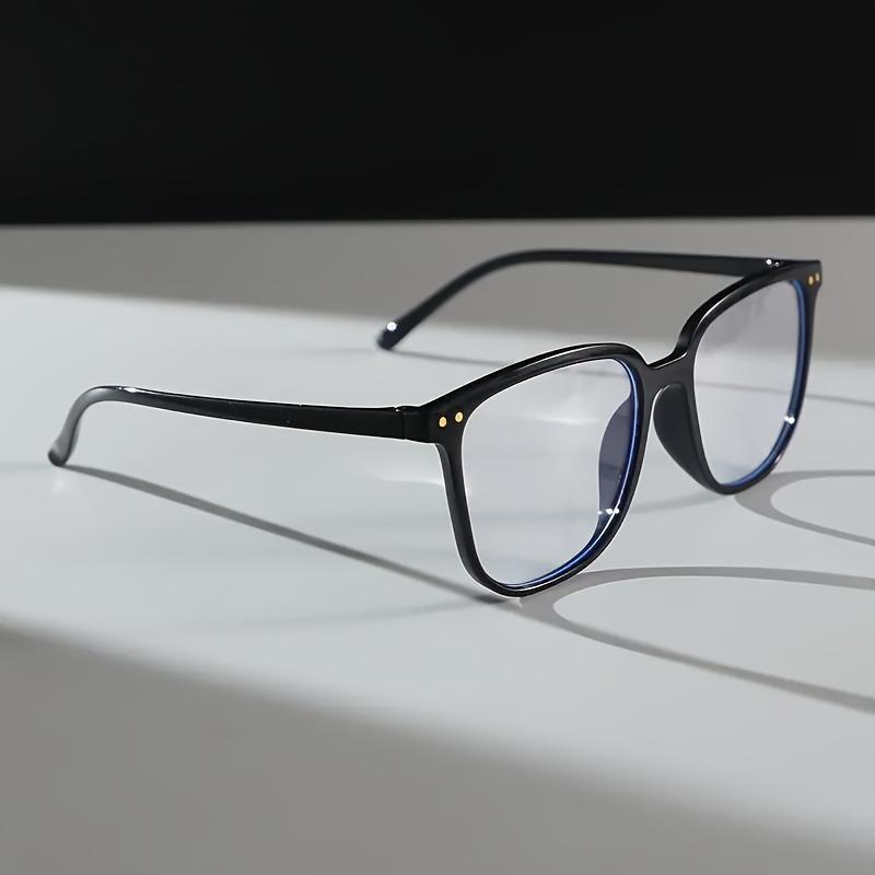 Women'S Chic Gradient Rivet Detail Street Style Fashion Glasses Sleek Black Frame with Clear Lenses Complete Edge Protection