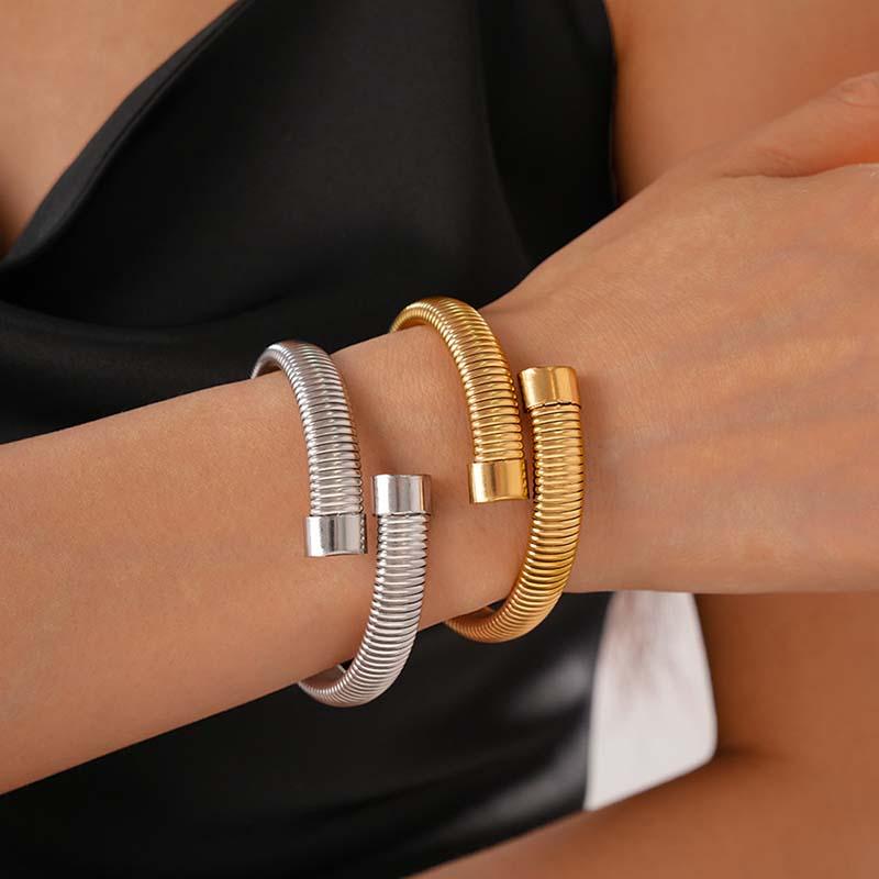 18K Stainless Steel Elastic Bracelet for Women Charm Punk Wide Chunky Metal Spiral Open Bangle Pulseras Waterproof Jewelry Gifts