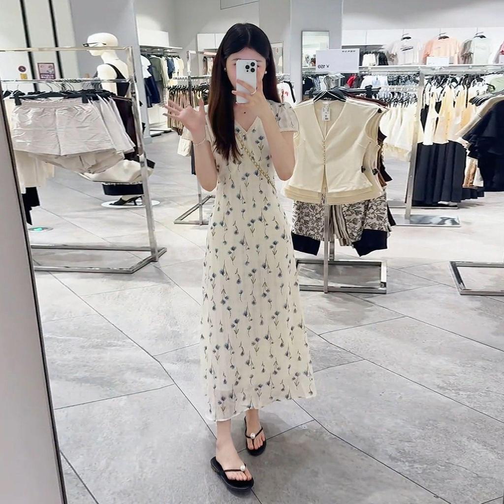 Women's French White Floral V-Neck Short-Sleeve Long Dress for Summer 2026 Beach Vacation