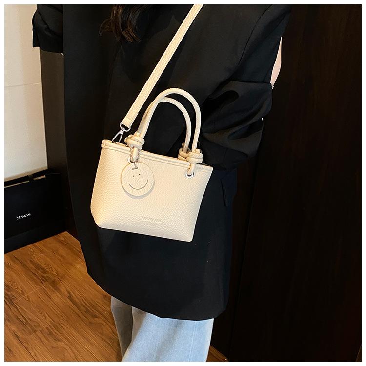 Fashion Small Bag Women's New Handbag Versatile High-quality Texture Portable Messenger Bucket Bag