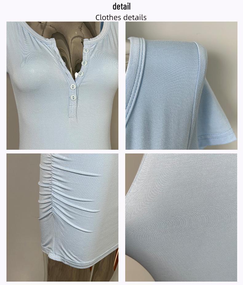 Robe Dongdaemun à Rétention Automatique: Col sexy semi-ouvert, dévoilant la poitrine, design moulant à effet gainant sur les hanches. J'adore vraiment !
