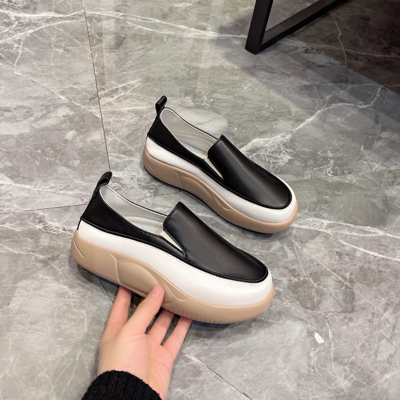 мода Новые толстые подошвы кроссовки женские спортивные модные повседневные беговые — фото 4