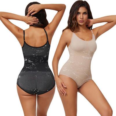 Nahtloser dreieckiger Einteiler-Shaper in Übergröße mit Po-Hebendes Design, Knopfleiste vorne, Taillenformer für Damen mit Trägern