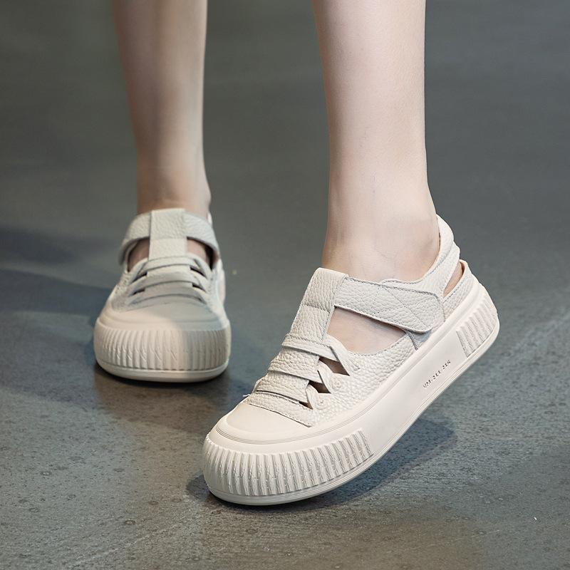 New Style of Breathable and Casual Women's Sandals with Hollowed-out Thick-soled Shoes