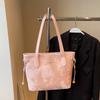 Large-capacity Bag Women's New Summer Versatile Shoulder Bag Casual Texture Commuter Tote Bag