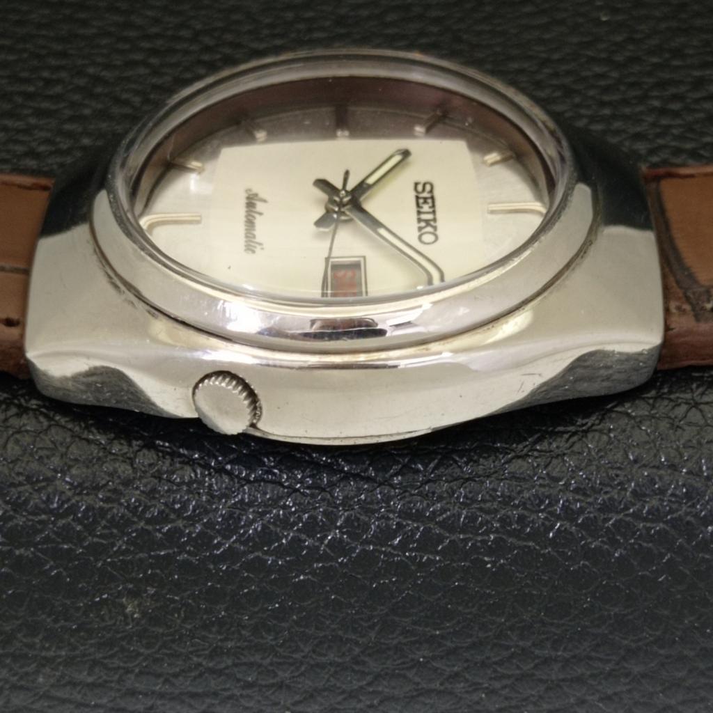 VINTAGE SEIKO AUTOMATIC 7009A JAPAN MENS SILVER COLOR DIAL WATCH A500134-2 R151a-a500134