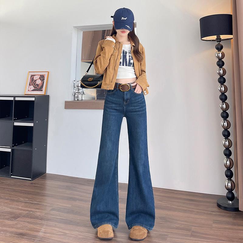

Fleece-Lined Flared Khaki Jeans for Women - New Autumn/Winter, Loose-Fit, Stylish, Slimming, Floor-Length Pants. Vintage Blue Pants with Belt