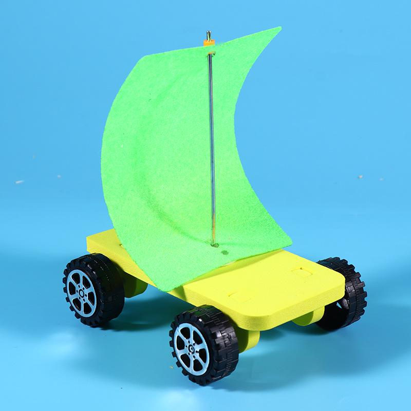 Wind-Powered Cart DIY Kit: Eco-Friendly Science Project for Primary School 14x20 cm