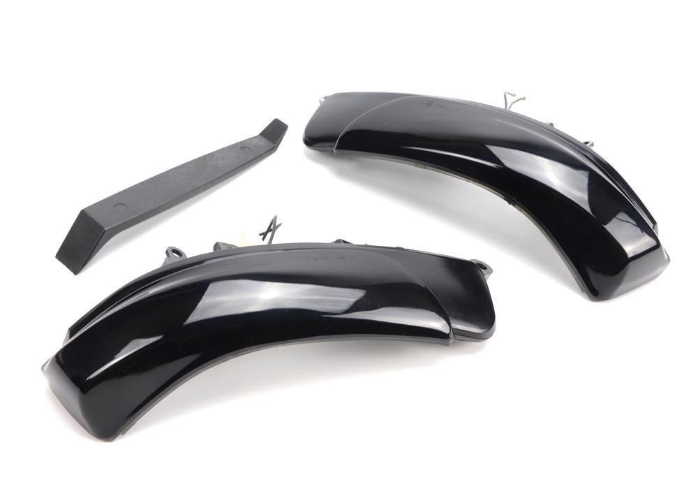 Black Shell Sequential Rearview Mirror Turn Signal Light for Toyota Prius, Reiz, WISH, Crown, Avalon.