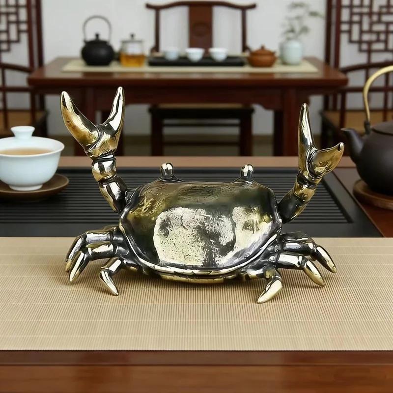Brass Crab Sculpture Weightlifting Craft Ornament Crab Pen Holder Creative Brass Decorative Art