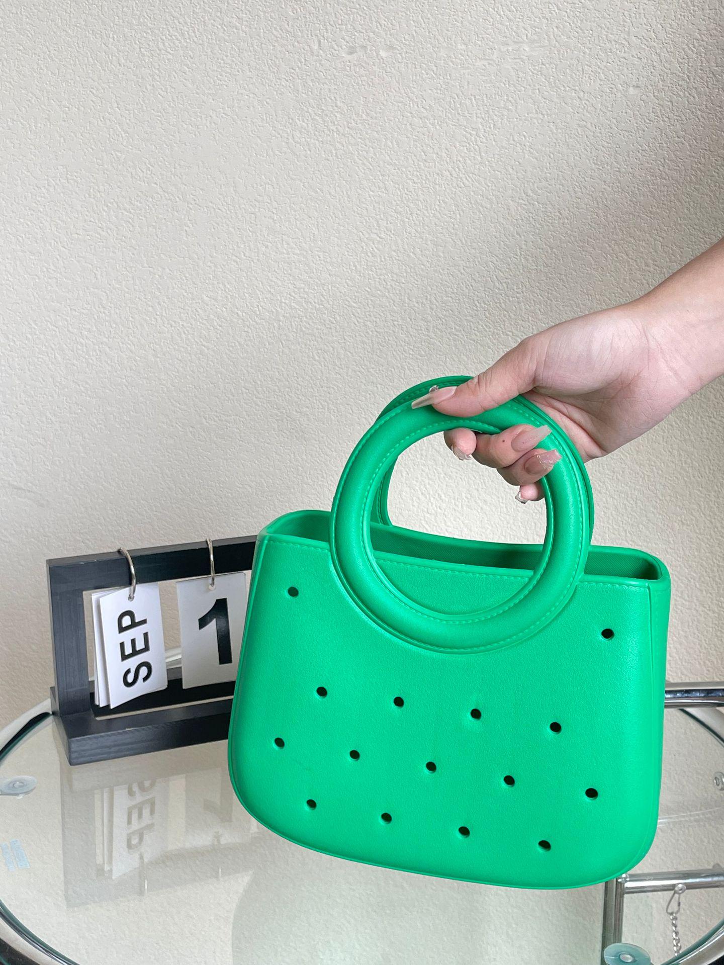 Сумка EVA Ultra-Light DIY Hole Handbag - женская модная пляжная сумка 30 pieces 1 box зелёный 1349₽