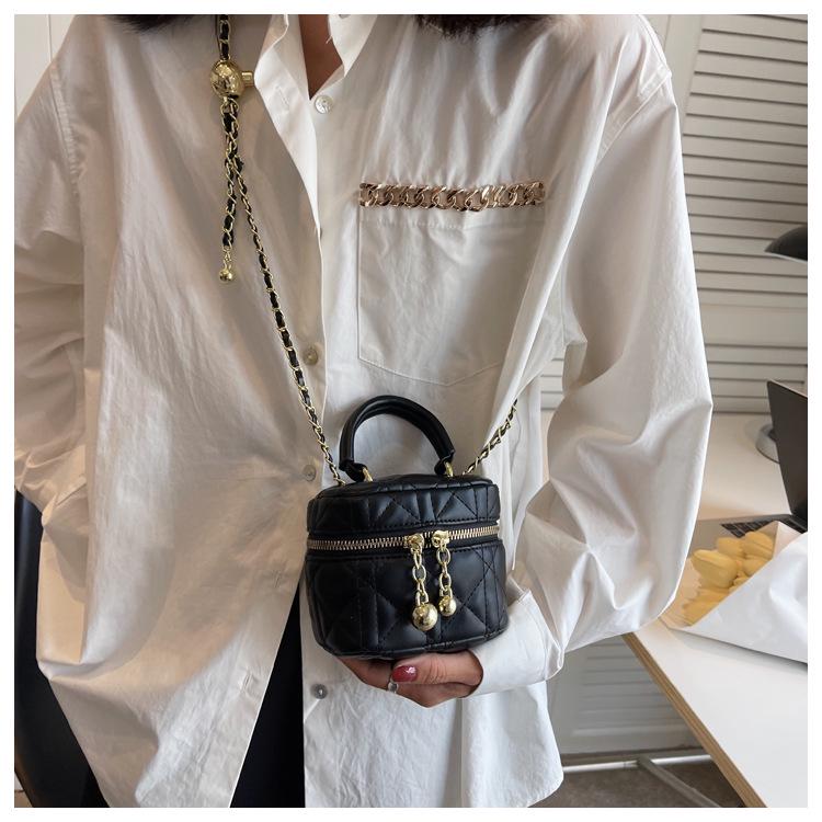 Sac Messenger Mini Chaîne Tendance pour Femmes 2025 - Collection Printemps/Été, Sac à Main Carré Petit et Polyvalent à la Mode