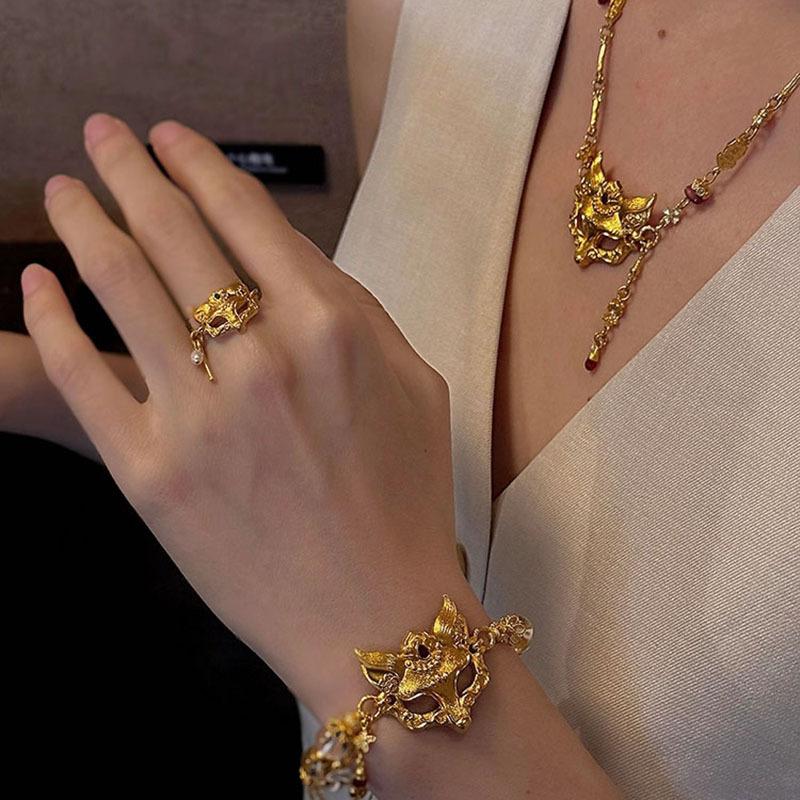 Classic unique beautiful brushed fox mask crystal  sets wedding engagement charms Round beads bracelets ring necklace