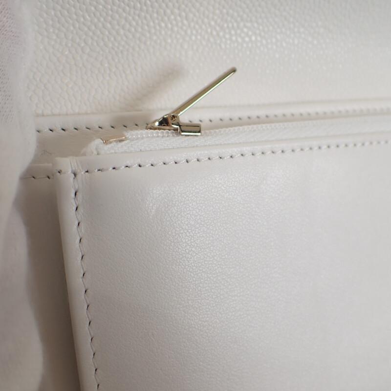 Chanel AP0232_B33352_10601 Bifold Geldbörse weiß Damen