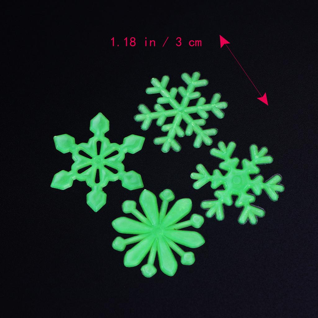 50Pcs 3D Snowflake Stickers for Walls Glow In Dark Christmas Party Home Decor Fluorescent Window Ceiling Application