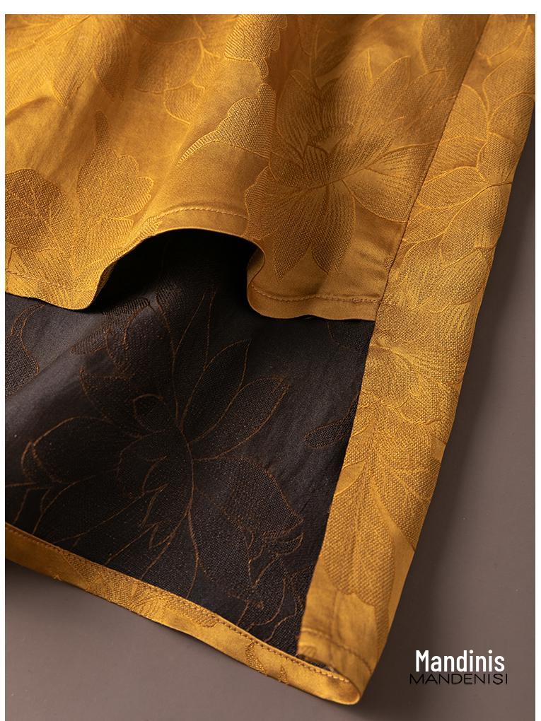 Andningsbar Gazeväst med Silkesblomma och Grodknapp - Damväst i Guld i Konstnärlig Kinesisk Stil