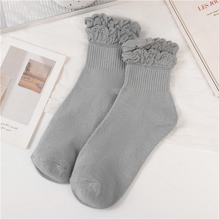 Lotus leaf lace socks women's cotton tube socks spring and autumn fungus edge lolita black and white college style princess short tube socks
