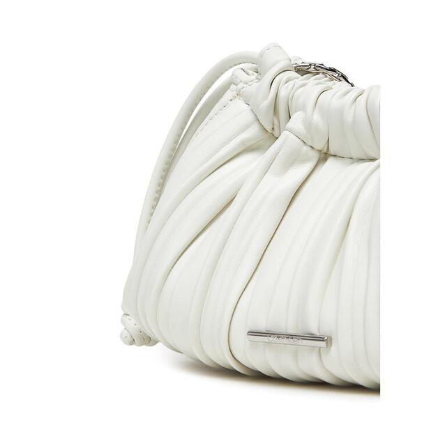 Сумочка Calvin Klein Drawstring Plisse Conv Mini Cb P LV04F3077G белый