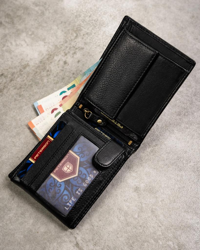 Gift Set: Men's Leather Wallet and Keychain - Peterson