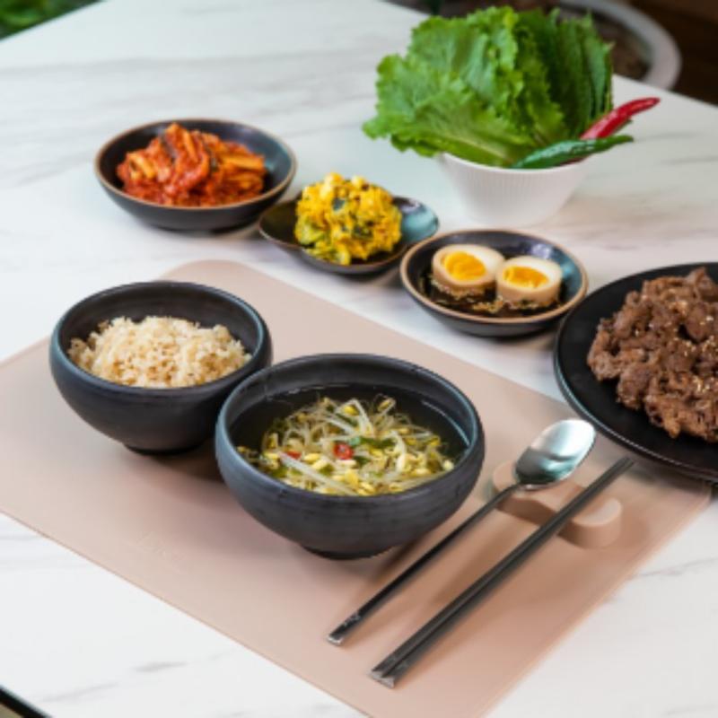 Platinum Silicone Dining Table Mat Standard dark gray