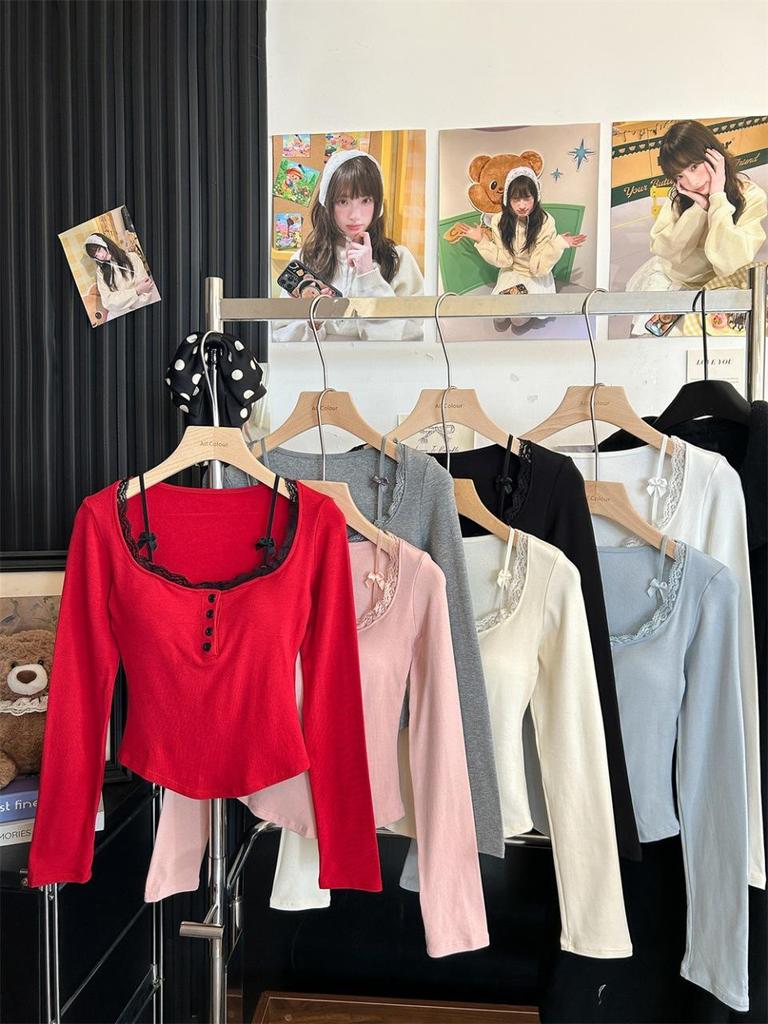 Women's Red Lace Patchwork Long Sleeve Slim-Fit T-shirt - Autumn/Winter Trendy Base Layer Top