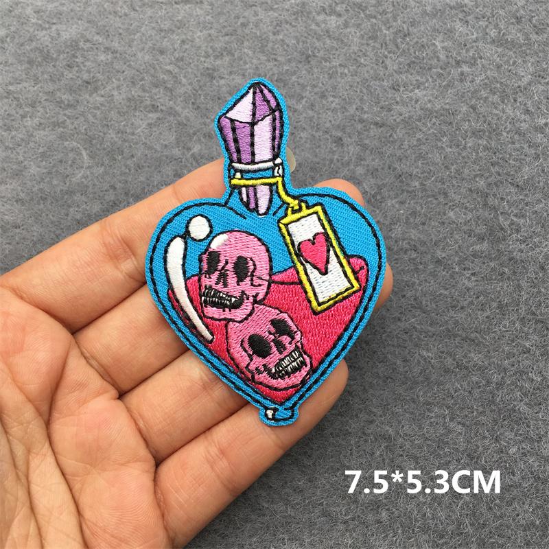 Punk Patch Flame Embroidery Patches For Clothes Scary Skull Iron On Patches On Clothing Embroidered Jacket Badge Sticker