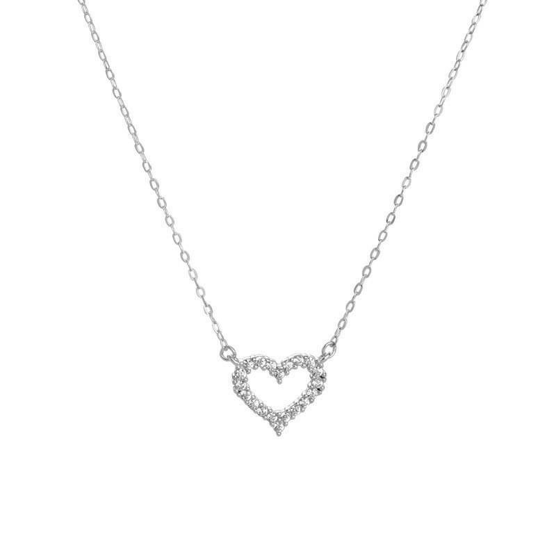 Luxury Women's Zircon Heart Pendant Necklace - Elegant Micro-Paved Clavicle Chain