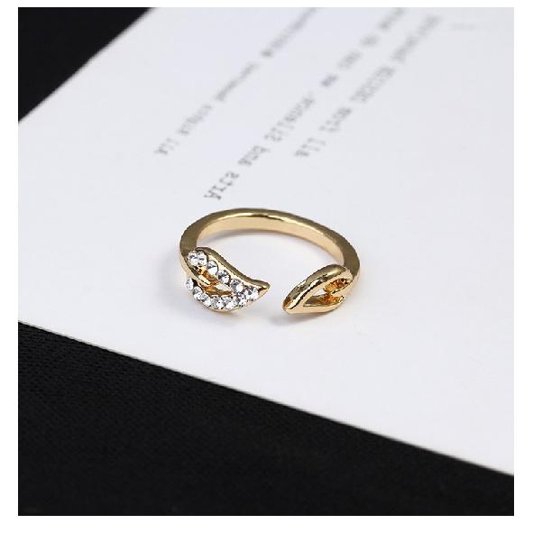 2pcs Korea Two Leaves with Diamonds Couple Ring Female Japanese and Korean Retro Korean Version of the Tide Jewelry Trinkets Ring Tail Ring