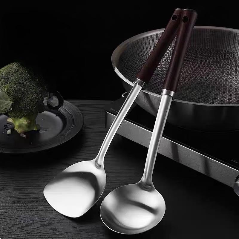 Ru Han Waist-Shaped Stainless Steel Slotted Ladle
