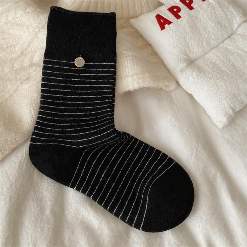 Wool Socks, Resin Buckle Striped Pile Socks, Women's Mid-calf Socks, Thickened for Warmth in Autumn and Winter