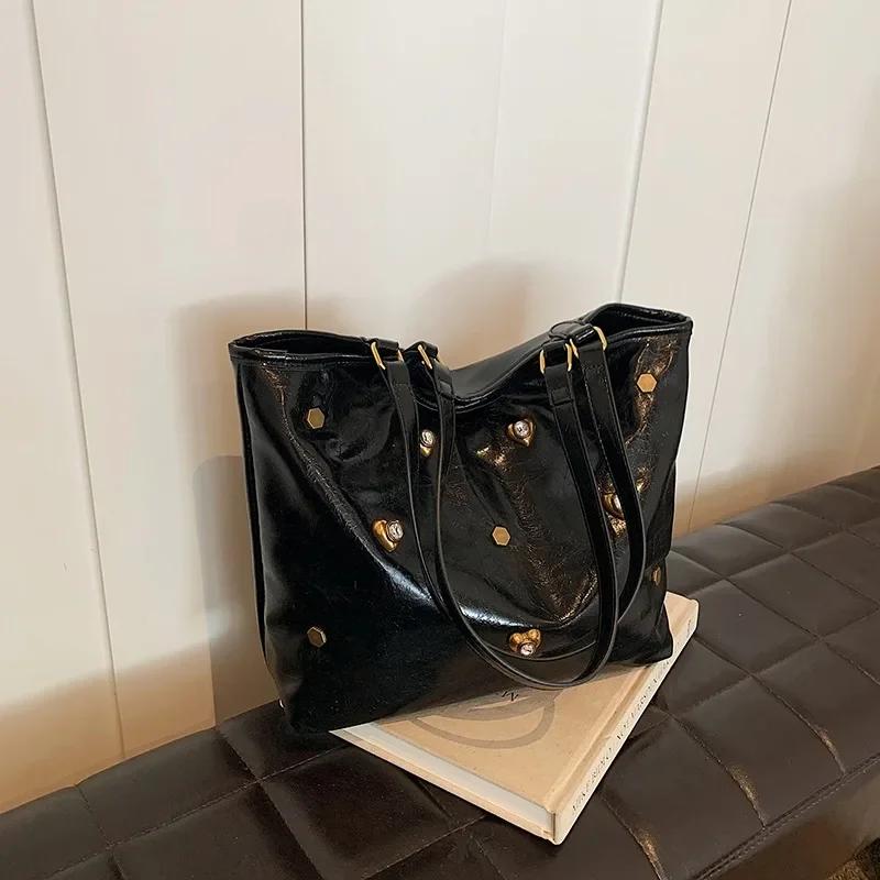 PU Zipper  New Women's Shoulder Bag Solid Color Versatile High Beauty Fashion Handbag Soft High Capacity Commuter Tote Bag