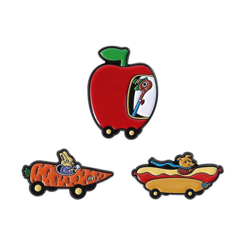 Wurm Niedlich Emaille-Pins Custom Cartoon Animation Broschen Reversabzeichen Kleidung Tier Schmuck Geschenk für Kinder Freunde